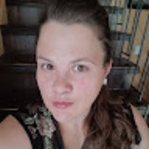 Meet your Posher, Caroline